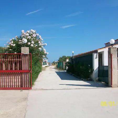 Privato Adriatica 아파트호텔 레시나
